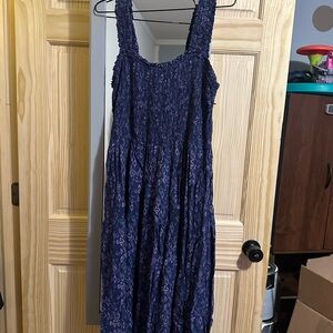 Size L beachlunchlounge Navy Floral Maxi Dress